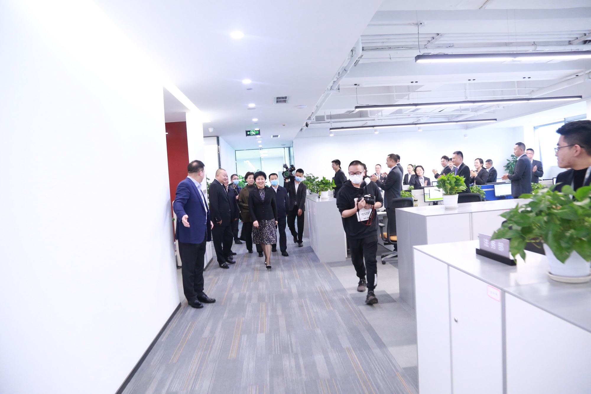 省人大常委會副主任、達(dá)州市委書記包惠蒞臨公司視察指導(dǎo)